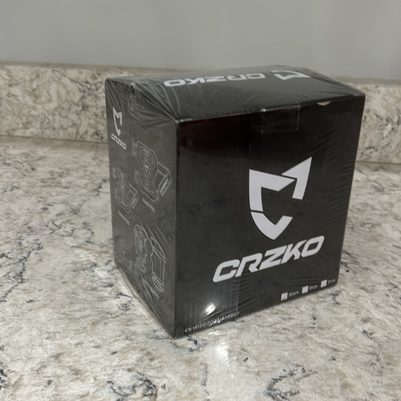 Protective Gear Set - Picture 12 of 12